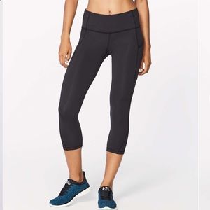 Lululemon Run On Crop (21”) - Black